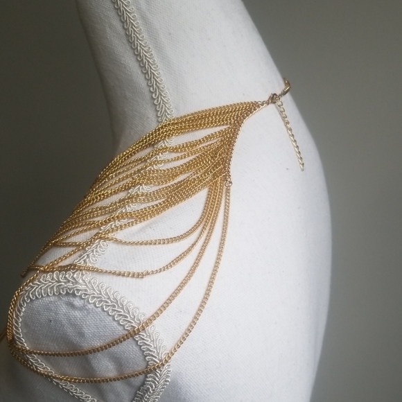 Gold Shoulder Necklace - Picture 2 of 3